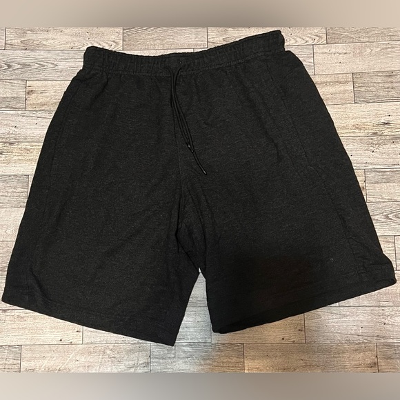 Eddie Bauer Pull On Elastic Waist Drawstring Shorts Pockets Dark Gray Men Medium - Picture 1 of 10